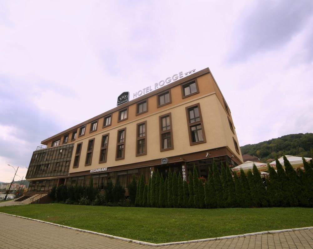 Hotel Rogge Resita Exterior photo